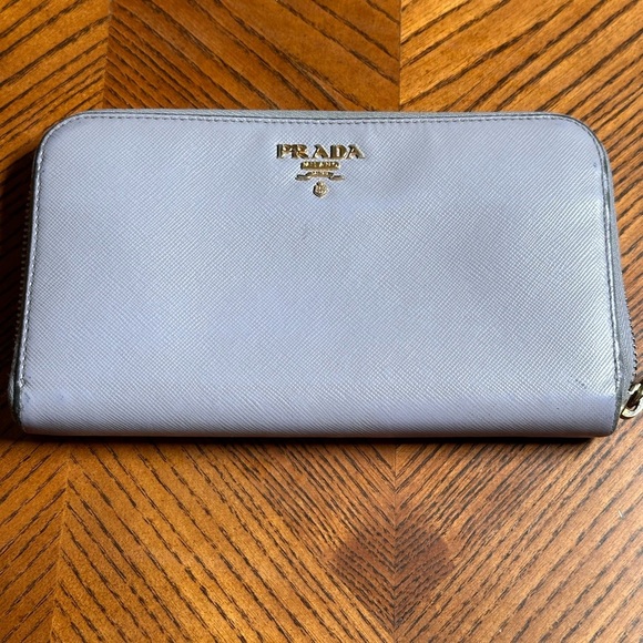 Prada Wallet - Picture 1 of 4